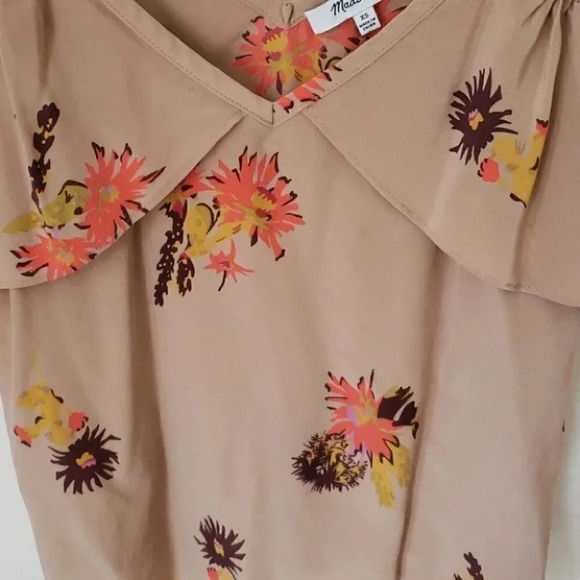 🌻 Madewell cold shoulder ruffle top - Picture 5 of 8